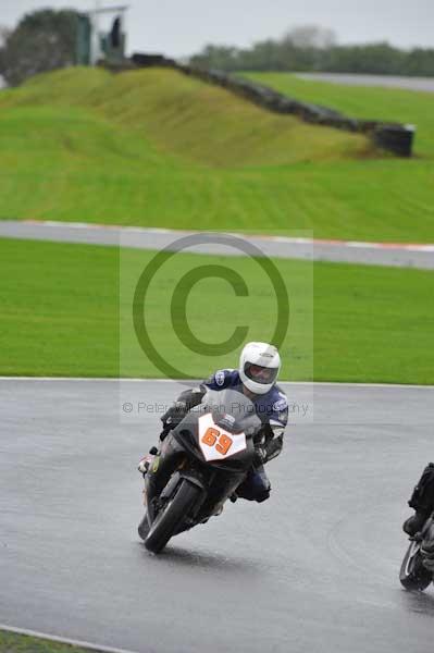 Motorcycle action photographs;Trackday digital images;event digital images;eventdigitalimages;no limits trackday;oulton park;oulton park circuit cheshire;oulton park photographs;peter wileman photography;trackday;trackday photos