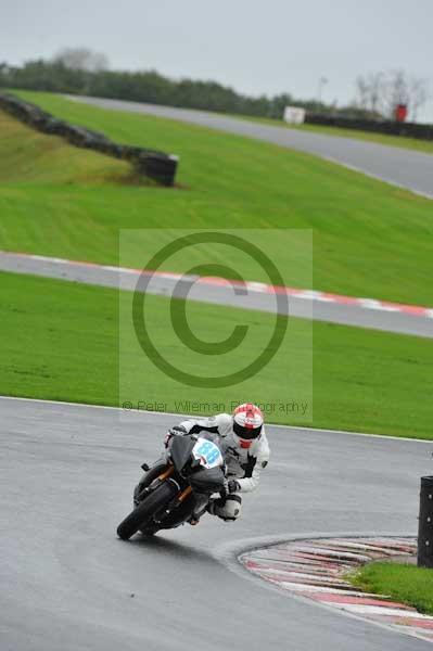 Motorcycle action photographs;Trackday digital images;event digital images;eventdigitalimages;no limits trackday;oulton park;oulton park circuit cheshire;oulton park photographs;peter wileman photography;trackday;trackday photos