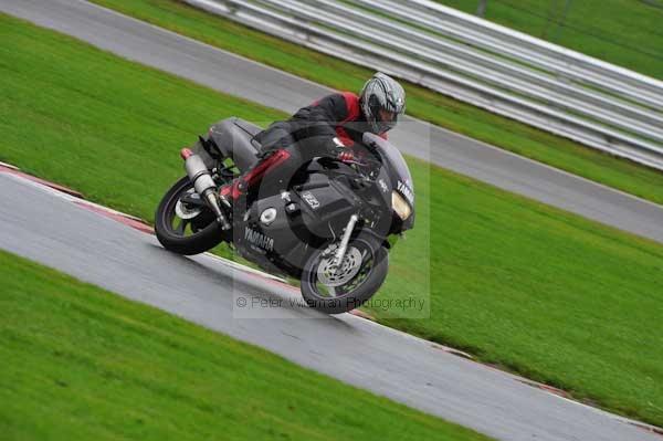 Motorcycle action photographs;Trackday digital images;event digital images;eventdigitalimages;no limits trackday;oulton park;oulton park circuit cheshire;oulton park photographs;peter wileman photography;trackday;trackday photos