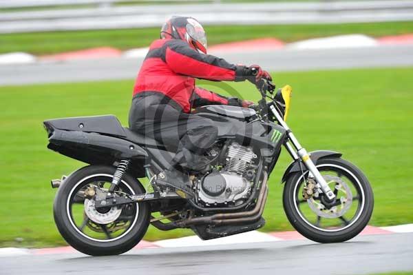 Motorcycle action photographs;Trackday digital images;event digital images;eventdigitalimages;no limits trackday;oulton park;oulton park circuit cheshire;oulton park photographs;peter wileman photography;trackday;trackday photos