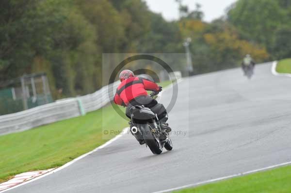 Motorcycle action photographs;Trackday digital images;event digital images;eventdigitalimages;no limits trackday;oulton park;oulton park circuit cheshire;oulton park photographs;peter wileman photography;trackday;trackday photos