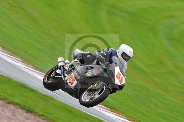 Motorcycle action photographs;Trackday digital images;event digital images;eventdigitalimages;no limits trackday;oulton park;oulton park circuit cheshire;oulton park photographs;peter wileman photography;trackday;trackday photos