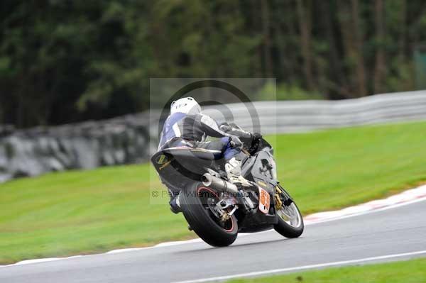 Motorcycle action photographs;Trackday digital images;event digital images;eventdigitalimages;no limits trackday;oulton park;oulton park circuit cheshire;oulton park photographs;peter wileman photography;trackday;trackday photos