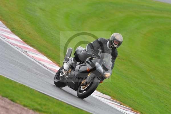 Motorcycle action photographs;Trackday digital images;event digital images;eventdigitalimages;no limits trackday;oulton park;oulton park circuit cheshire;oulton park photographs;peter wileman photography;trackday;trackday photos