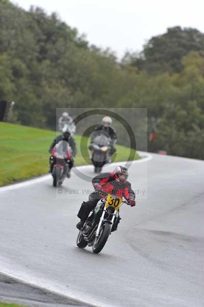 Motorcycle action photographs;Trackday digital images;event digital images;eventdigitalimages;no limits trackday;oulton park;oulton park circuit cheshire;oulton park photographs;peter wileman photography;trackday;trackday photos