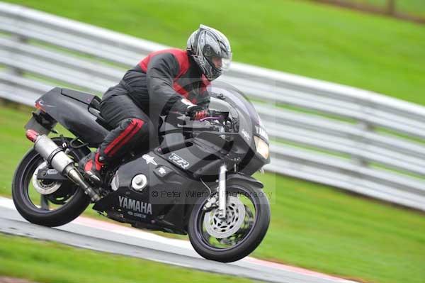 Motorcycle action photographs;Trackday digital images;event digital images;eventdigitalimages;no limits trackday;oulton park;oulton park circuit cheshire;oulton park photographs;peter wileman photography;trackday;trackday photos