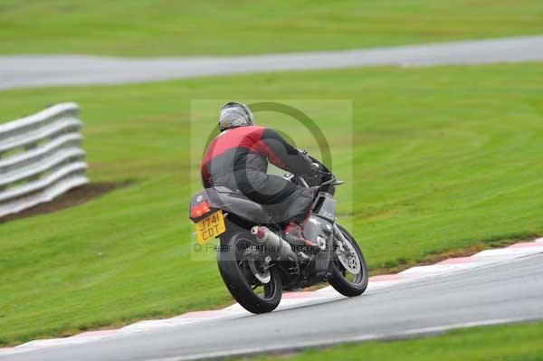 Motorcycle action photographs;Trackday digital images;event digital images;eventdigitalimages;no limits trackday;oulton park;oulton park circuit cheshire;oulton park photographs;peter wileman photography;trackday;trackday photos