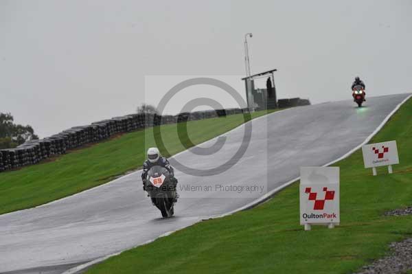 Motorcycle action photographs;Trackday digital images;event digital images;eventdigitalimages;no limits trackday;oulton park;oulton park circuit cheshire;oulton park photographs;peter wileman photography;trackday;trackday photos