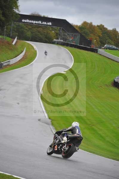 Motorcycle action photographs;Trackday digital images;event digital images;eventdigitalimages;no limits trackday;oulton park;oulton park circuit cheshire;oulton park photographs;peter wileman photography;trackday;trackday photos