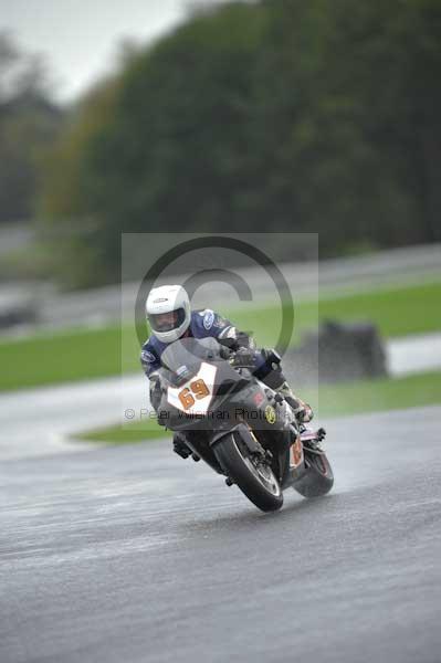 Motorcycle action photographs;Trackday digital images;event digital images;eventdigitalimages;no limits trackday;oulton park;oulton park circuit cheshire;oulton park photographs;peter wileman photography;trackday;trackday photos