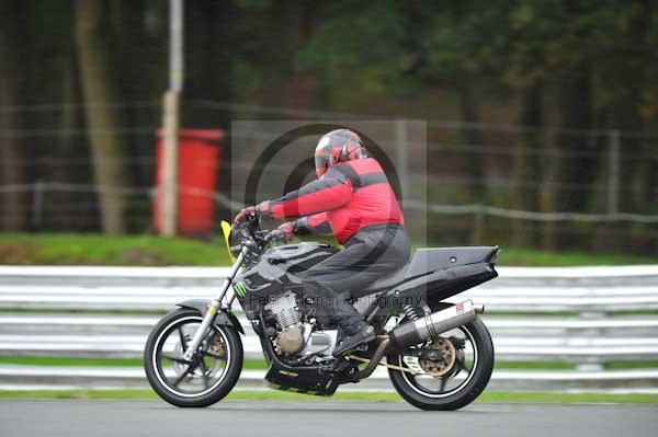 Motorcycle action photographs;Trackday digital images;event digital images;eventdigitalimages;no limits trackday;oulton park;oulton park circuit cheshire;oulton park photographs;peter wileman photography;trackday;trackday photos