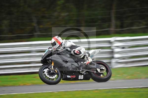 Motorcycle action photographs;Trackday digital images;event digital images;eventdigitalimages;no limits trackday;oulton park;oulton park circuit cheshire;oulton park photographs;peter wileman photography;trackday;trackday photos