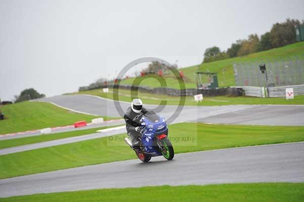 Motorcycle action photographs;Trackday digital images;event digital images;eventdigitalimages;no limits trackday;oulton park;oulton park circuit cheshire;oulton park photographs;peter wileman photography;trackday;trackday photos