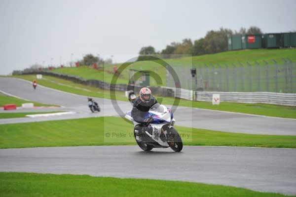 Motorcycle action photographs;Trackday digital images;event digital images;eventdigitalimages;no limits trackday;oulton park;oulton park circuit cheshire;oulton park photographs;peter wileman photography;trackday;trackday photos