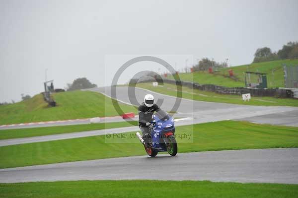 Motorcycle action photographs;Trackday digital images;event digital images;eventdigitalimages;no limits trackday;oulton park;oulton park circuit cheshire;oulton park photographs;peter wileman photography;trackday;trackday photos