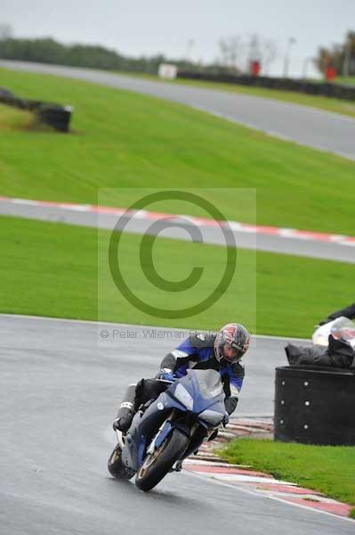 Motorcycle action photographs;Trackday digital images;event digital images;eventdigitalimages;no limits trackday;oulton park;oulton park circuit cheshire;oulton park photographs;peter wileman photography;trackday;trackday photos