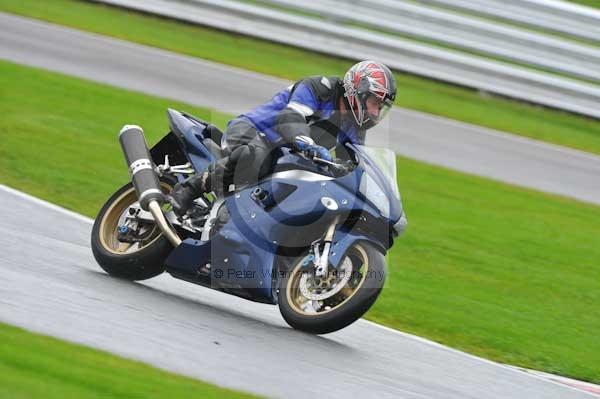 Motorcycle action photographs;Trackday digital images;event digital images;eventdigitalimages;no limits trackday;oulton park;oulton park circuit cheshire;oulton park photographs;peter wileman photography;trackday;trackday photos