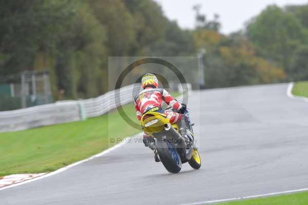 Motorcycle action photographs;Trackday digital images;event digital images;eventdigitalimages;no limits trackday;oulton park;oulton park circuit cheshire;oulton park photographs;peter wileman photography;trackday;trackday photos