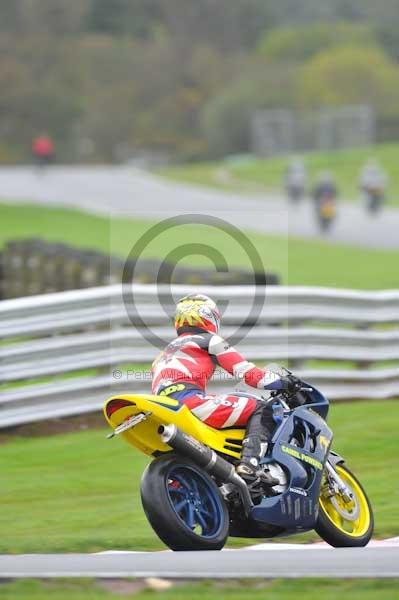 Motorcycle action photographs;Trackday digital images;event digital images;eventdigitalimages;no limits trackday;oulton park;oulton park circuit cheshire;oulton park photographs;peter wileman photography;trackday;trackday photos