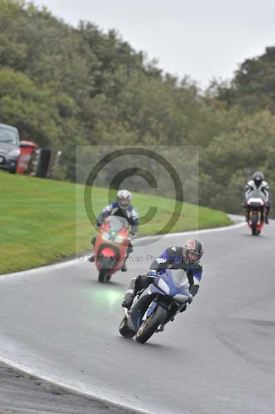 Motorcycle action photographs;Trackday digital images;event digital images;eventdigitalimages;no limits trackday;oulton park;oulton park circuit cheshire;oulton park photographs;peter wileman photography;trackday;trackday photos