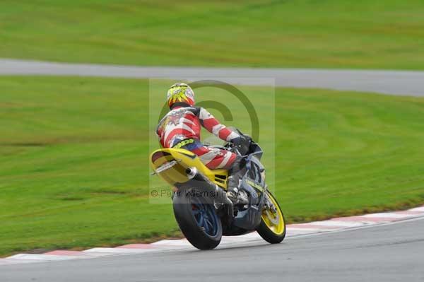 Motorcycle action photographs;Trackday digital images;event digital images;eventdigitalimages;no limits trackday;oulton park;oulton park circuit cheshire;oulton park photographs;peter wileman photography;trackday;trackday photos