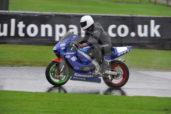 Motorcycle action photographs;Trackday digital images;event digital images;eventdigitalimages;no limits trackday;oulton park;oulton park circuit cheshire;oulton park photographs;peter wileman photography;trackday;trackday photos