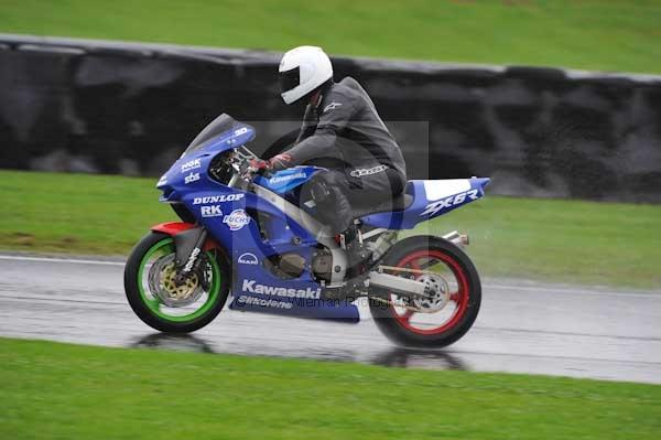 Motorcycle action photographs;Trackday digital images;event digital images;eventdigitalimages;no limits trackday;oulton park;oulton park circuit cheshire;oulton park photographs;peter wileman photography;trackday;trackday photos