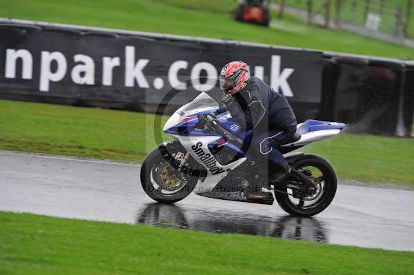 Motorcycle action photographs;Trackday digital images;event digital images;eventdigitalimages;no limits trackday;oulton park;oulton park circuit cheshire;oulton park photographs;peter wileman photography;trackday;trackday photos