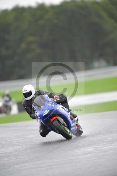 Motorcycle action photographs;Trackday digital images;event digital images;eventdigitalimages;no limits trackday;oulton park;oulton park circuit cheshire;oulton park photographs;peter wileman photography;trackday;trackday photos