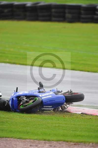 Motorcycle action photographs;Trackday digital images;event digital images;eventdigitalimages;no limits trackday;oulton park;oulton park circuit cheshire;oulton park photographs;peter wileman photography;trackday;trackday photos