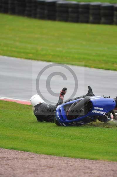 Motorcycle action photographs;Trackday digital images;event digital images;eventdigitalimages;no limits trackday;oulton park;oulton park circuit cheshire;oulton park photographs;peter wileman photography;trackday;trackday photos