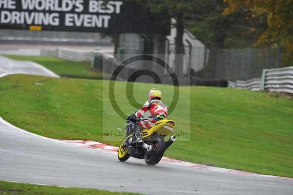 Motorcycle action photographs;Trackday digital images;event digital images;eventdigitalimages;no limits trackday;oulton park;oulton park circuit cheshire;oulton park photographs;peter wileman photography;trackday;trackday photos