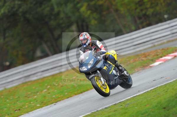 Motorcycle action photographs;Trackday digital images;event digital images;eventdigitalimages;no limits trackday;oulton park;oulton park circuit cheshire;oulton park photographs;peter wileman photography;trackday;trackday photos