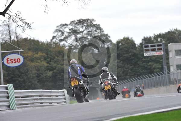 Motorcycle action photographs;Trackday digital images;event digital images;eventdigitalimages;no limits trackday;oulton park;oulton park circuit cheshire;oulton park photographs;peter wileman photography;trackday;trackday photos