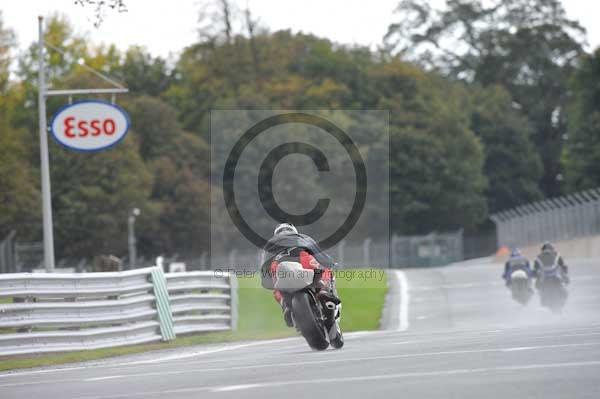 Motorcycle action photographs;Trackday digital images;event digital images;eventdigitalimages;no limits trackday;oulton park;oulton park circuit cheshire;oulton park photographs;peter wileman photography;trackday;trackday photos