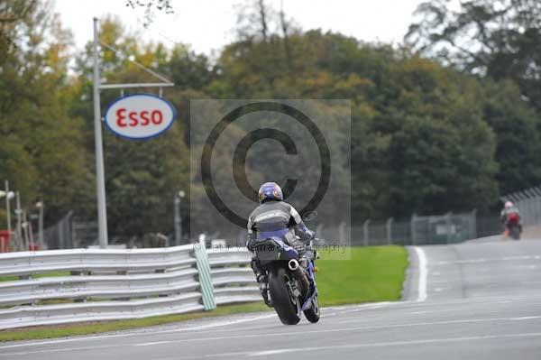 Motorcycle action photographs;Trackday digital images;event digital images;eventdigitalimages;no limits trackday;oulton park;oulton park circuit cheshire;oulton park photographs;peter wileman photography;trackday;trackday photos