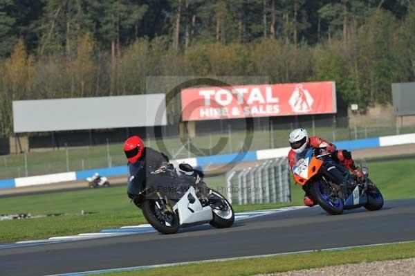 Motorcycle action photographs;donington;donington park leicestershire;donington photographs;event digital images;eventdigitalimages;no limits trackday;peter wileman photography;trackday;trackday digital images;trackday photos