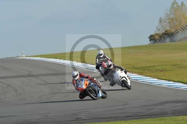 Motorcycle action photographs;donington;donington park leicestershire;donington photographs;event digital images;eventdigitalimages;no limits trackday;peter wileman photography;trackday;trackday digital images;trackday photos