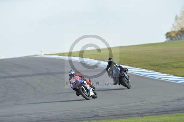 Motorcycle action photographs;donington;donington park leicestershire;donington photographs;event digital images;eventdigitalimages;no limits trackday;peter wileman photography;trackday;trackday digital images;trackday photos