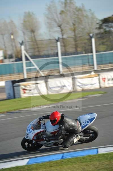 Motorcycle action photographs;donington;donington park leicestershire;donington photographs;event digital images;eventdigitalimages;no limits trackday;peter wileman photography;trackday;trackday digital images;trackday photos