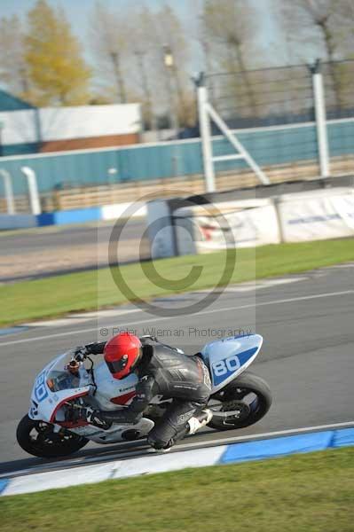 Motorcycle action photographs;donington;donington park leicestershire;donington photographs;event digital images;eventdigitalimages;no limits trackday;peter wileman photography;trackday;trackday digital images;trackday photos