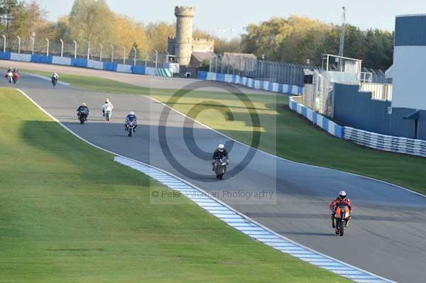 Motorcycle action photographs;donington;donington park leicestershire;donington photographs;event digital images;eventdigitalimages;no limits trackday;peter wileman photography;trackday;trackday digital images;trackday photos