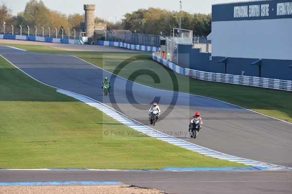 Motorcycle action photographs;donington;donington park leicestershire;donington photographs;event digital images;eventdigitalimages;no limits trackday;peter wileman photography;trackday;trackday digital images;trackday photos