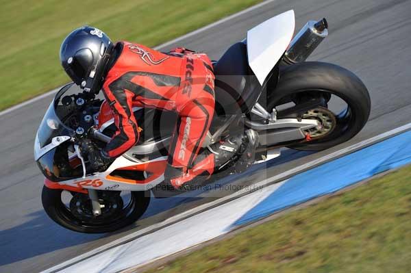 Motorcycle action photographs;donington;donington park leicestershire;donington photographs;event digital images;eventdigitalimages;no limits trackday;peter wileman photography;trackday;trackday digital images;trackday photos