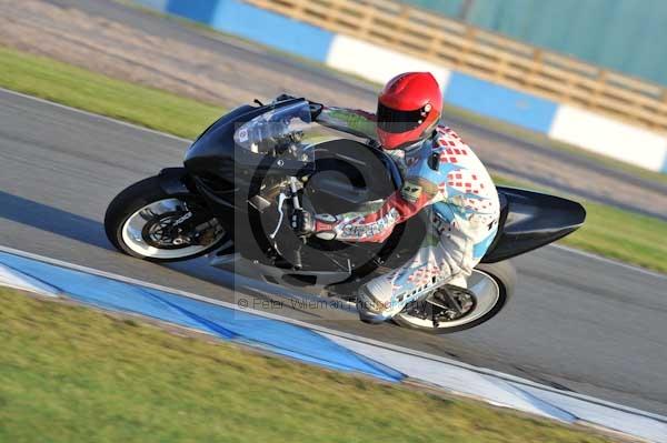 Motorcycle action photographs;donington;donington park leicestershire;donington photographs;event digital images;eventdigitalimages;no limits trackday;peter wileman photography;trackday;trackday digital images;trackday photos