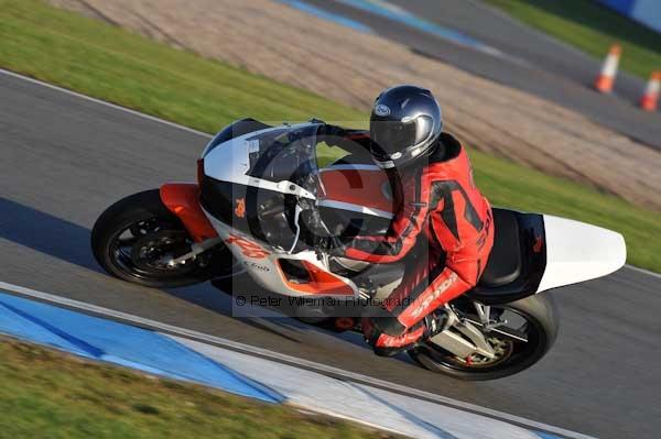 Motorcycle action photographs;donington;donington park leicestershire;donington photographs;event digital images;eventdigitalimages;no limits trackday;peter wileman photography;trackday;trackday digital images;trackday photos