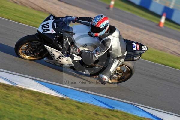 Motorcycle action photographs;donington;donington park leicestershire;donington photographs;event digital images;eventdigitalimages;no limits trackday;peter wileman photography;trackday;trackday digital images;trackday photos