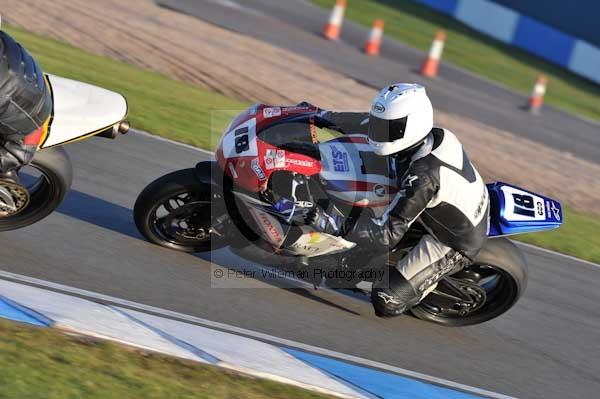 Motorcycle action photographs;donington;donington park leicestershire;donington photographs;event digital images;eventdigitalimages;no limits trackday;peter wileman photography;trackday;trackday digital images;trackday photos