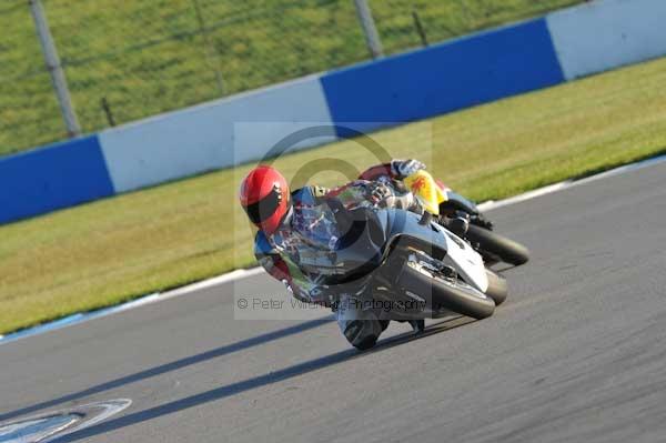 Motorcycle action photographs;donington;donington park leicestershire;donington photographs;event digital images;eventdigitalimages;no limits trackday;peter wileman photography;trackday;trackday digital images;trackday photos