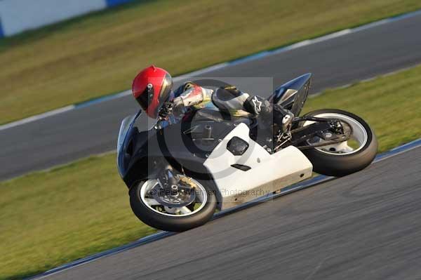 Motorcycle action photographs;donington;donington park leicestershire;donington photographs;event digital images;eventdigitalimages;no limits trackday;peter wileman photography;trackday;trackday digital images;trackday photos